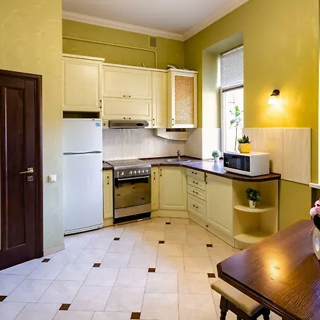 Alfa Kniazia Romana 11